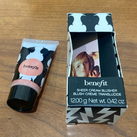 Benefit Discontinued Sheer Cream Blusher Makeup in Hush! Color 0.42oz - Picture 1 of 4